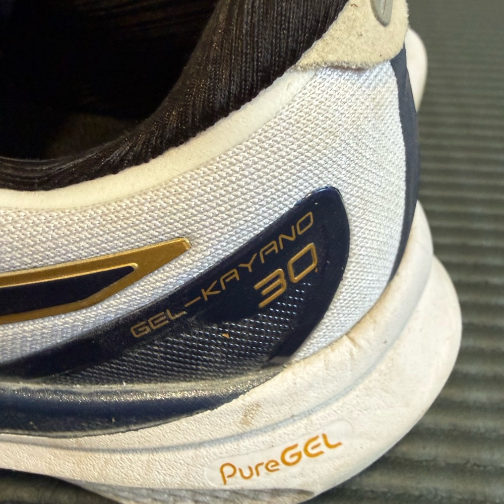 Asics Kayano 30 - Picture 4 of 8